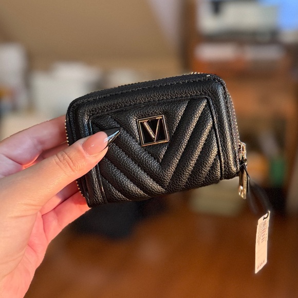 NEW‼️ VICTORIA'S SECRET Small Wallet with Zip - Picture 6 of 16
